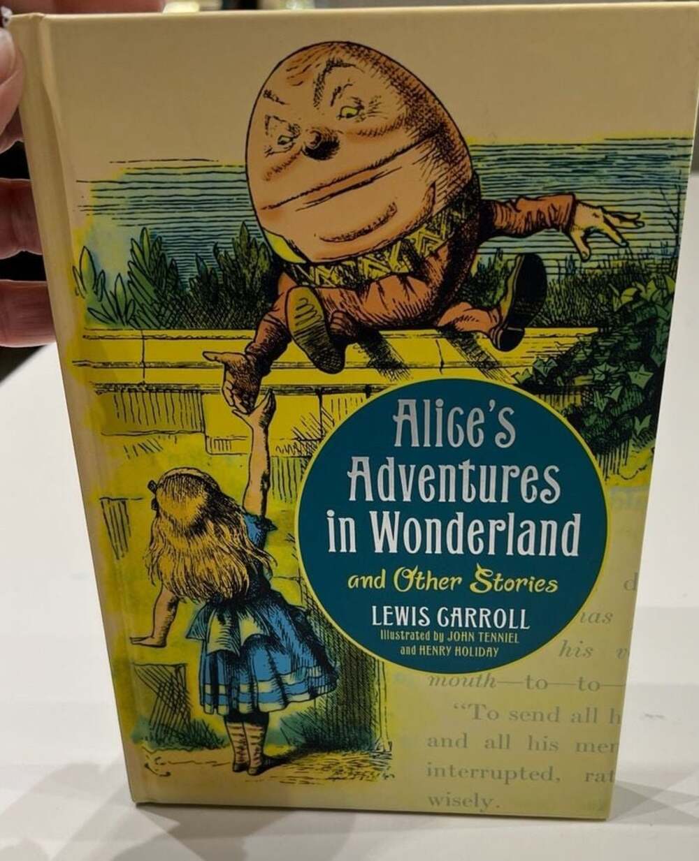 Alice's Adventures in Wonderland Lewis Carroll, Fall River Press 2022 Hardcover